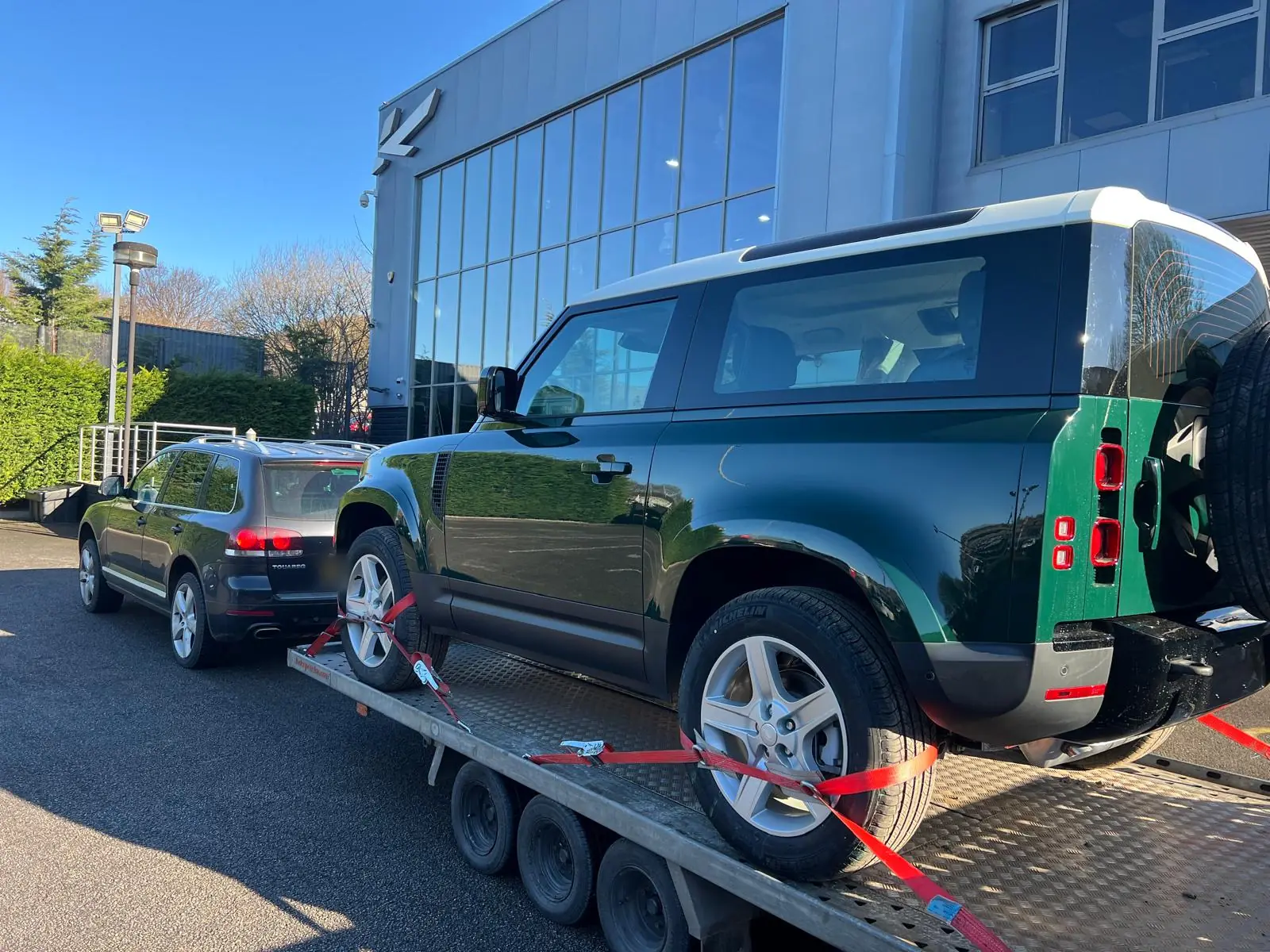 Land Rover Defender on the trailer